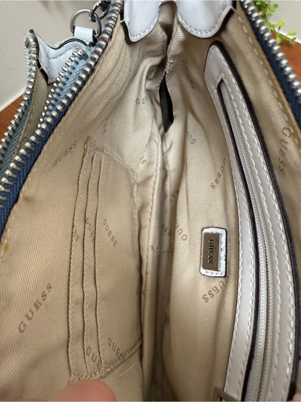 GUESS Blue & White Denim Crossbody Bag Set EUC for - Picture 5 of 6